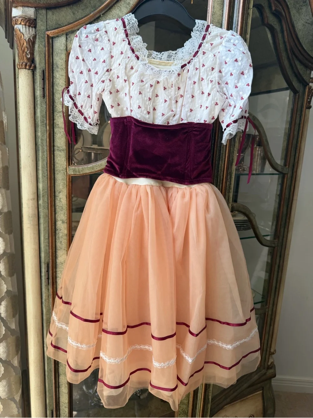 Label showing costume details